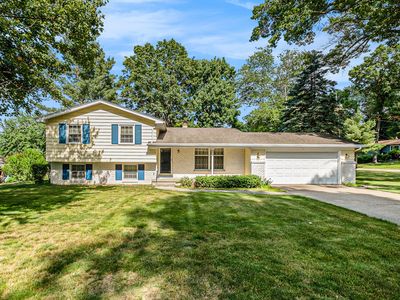 6094 Del Cano Dr SE, Grand Rapids, MI, 49546