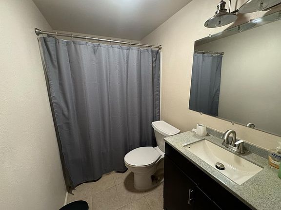 4th image of 776 Briar Cove Dr