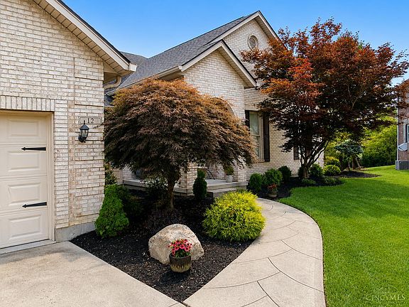 2nd image of 12 Brittany Ct