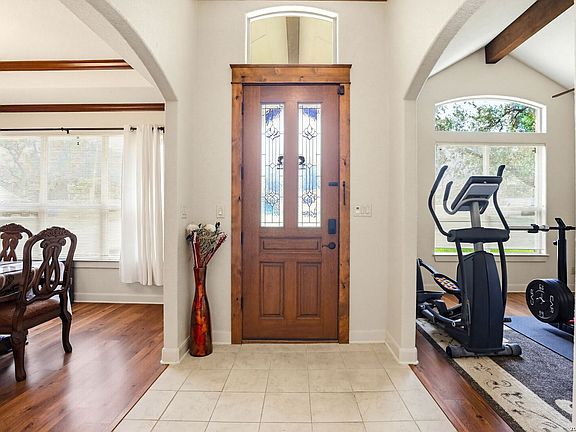 4th image of 1103 Eagle View
