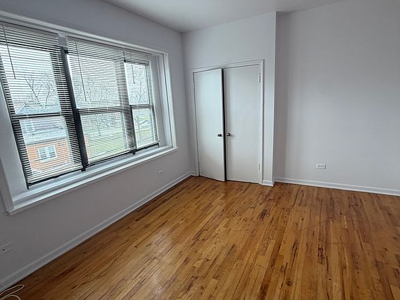 3rd image of 4033 W Gladys Ave