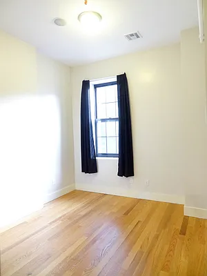 Rented by Urban Pads | media 65