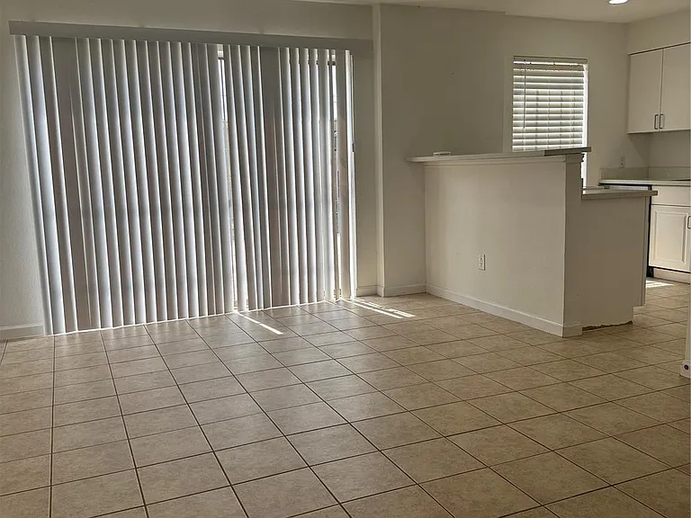6645 Wanda Ln — Photo 11