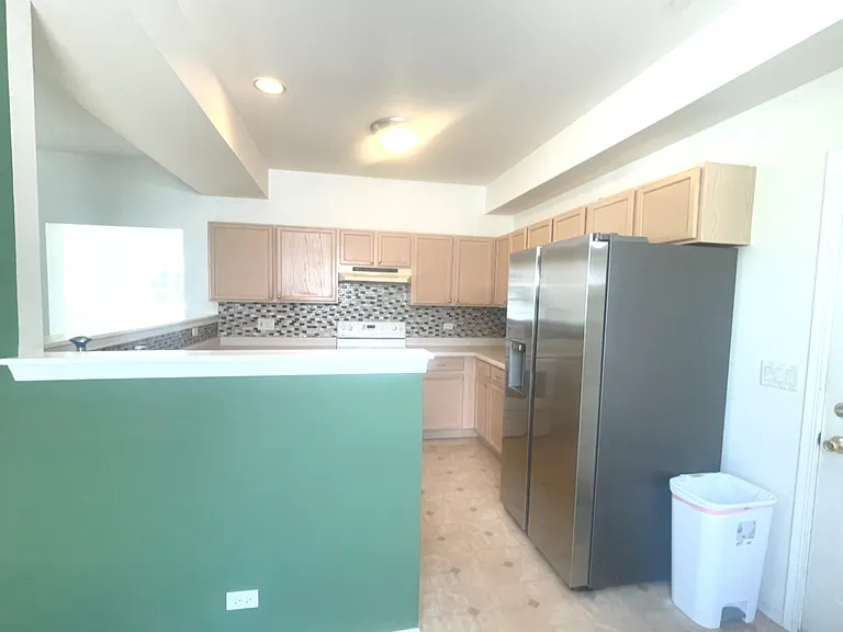1884 Fescue Dr — Photo 9