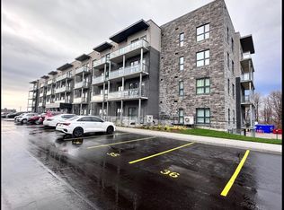 1101 Lackner Pl #411, Kitchener, ON N2A 0L3