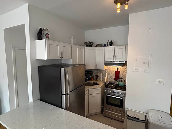 4th image of 1683 Lexington Ave APT 7