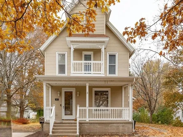 307 E Court St, Cambridge, IL 61238