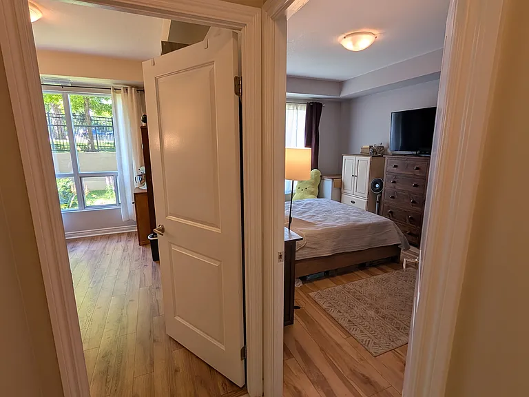 539 Belmont Ave W #102 — Photo 9