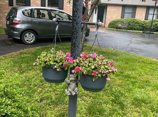 102 Republic Ave, Locust Grove, VA 22508