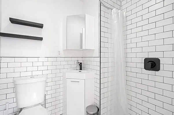 Rented by Outpost Brokerage LLC | media 5