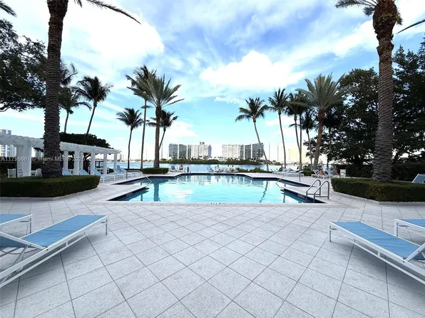 3255 NE 184th St APT 12217, Aventura, FL 33160