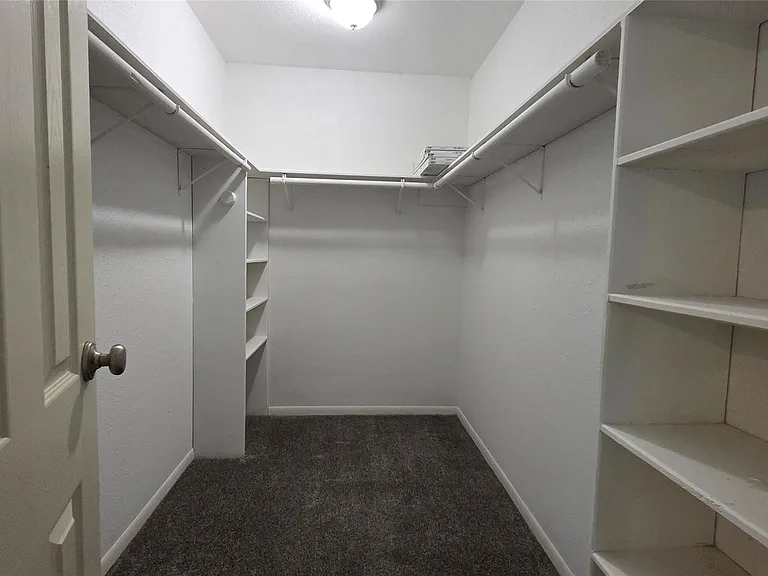 5434 Goldspier St — Photo 16