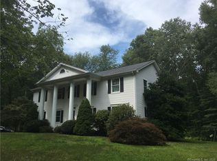 2 Fowler Rd, North Stonington, CT 06359