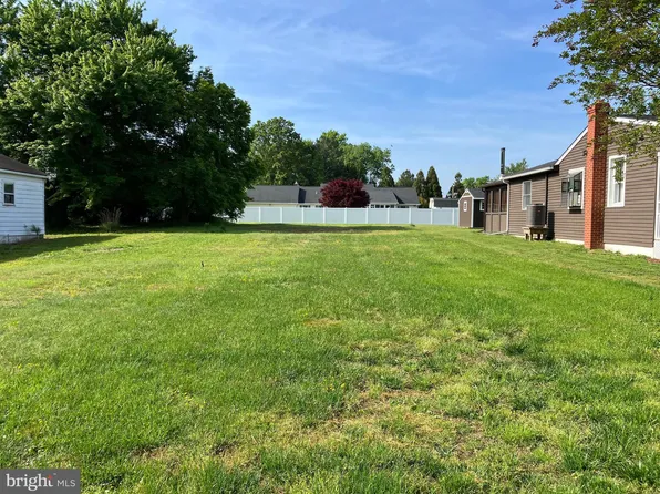 Wilkins Ave, Rock Hall, MD 21661