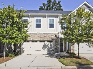 112 Davina Dr, Smyrna, GA 30082