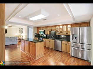 2801 NW 88th Ter, Coral Springs, FL 33065
