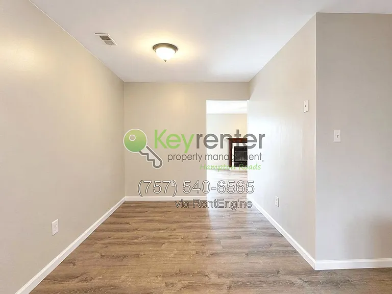 810 Huntly Dr — Photo 12
