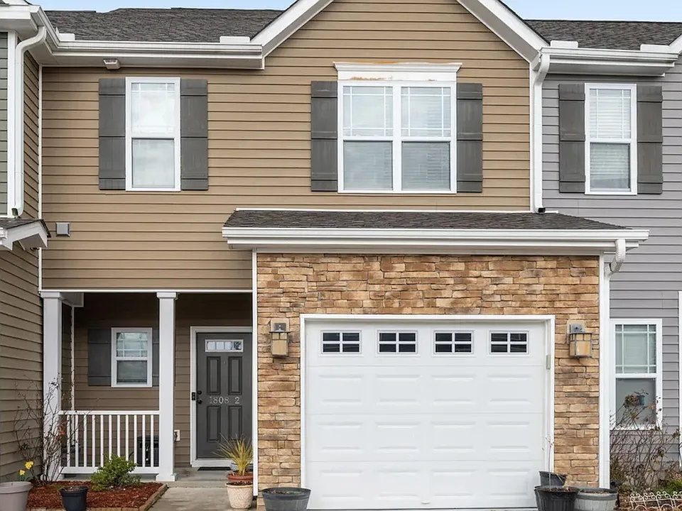 1808 Fox Den Way #2
