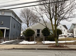 1176 Chalkstone Ave, Providence, RI 02909