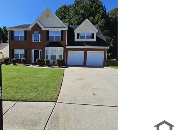 3910 Crescent Walk Ln, Suwanee, GA 30024