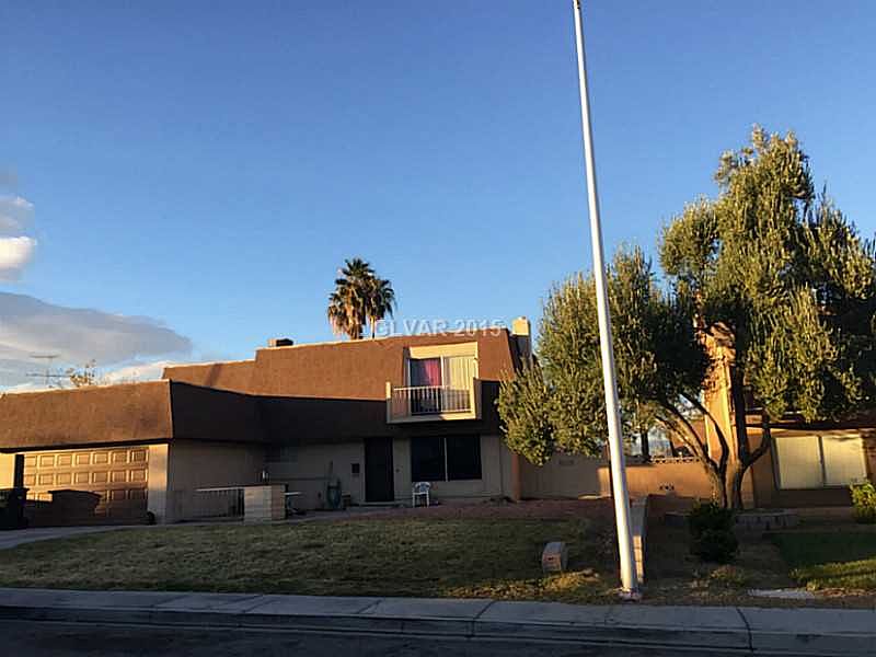 1st image of 2492 Capistrano Ave