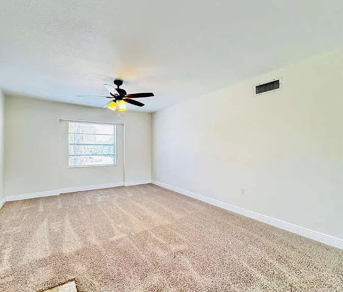 12664 Kenwood Ln #C — Photo 1