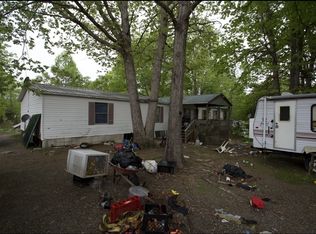 9820 Rocky Point Rd, Bon Aqua, TN 37025