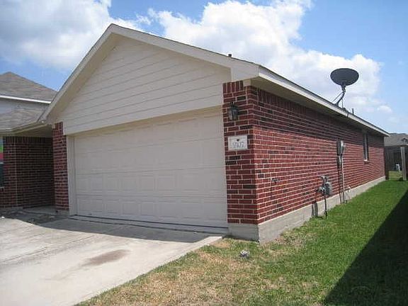 2nd image of 9107 N Ferndale Place Dr