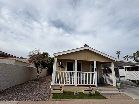 3rd image of 3300 E Broadway Rd #143