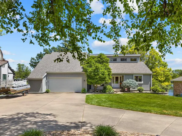 312 Lakeshore Dr, Washington, IL 61571