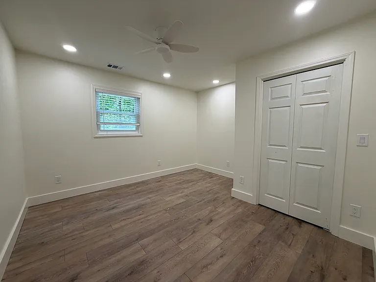 3090 Alberta Dr — Photo 7