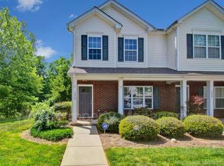 3010 Summerfield Ridge Ln, Matthews, NC 28105