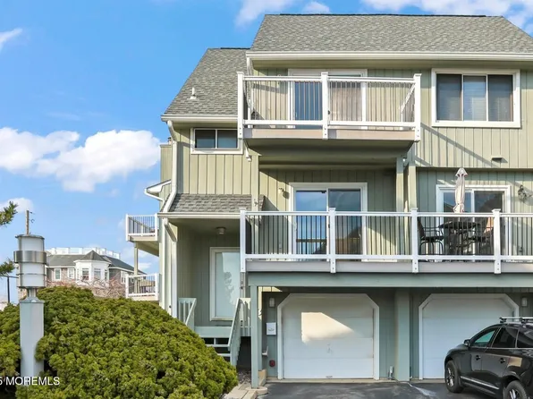 5 Island View Way #3, Sea Bright, NJ 07760