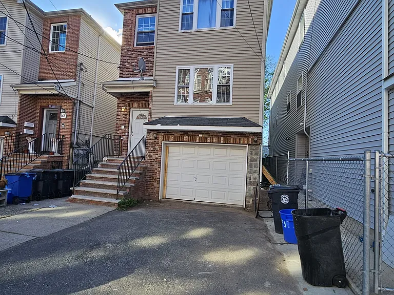 51 Sunset Ave #2 — Photo 12