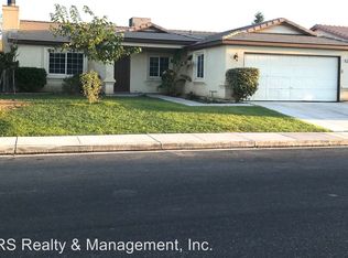 5300 Mar Grande Dr, Bakersfield, CA