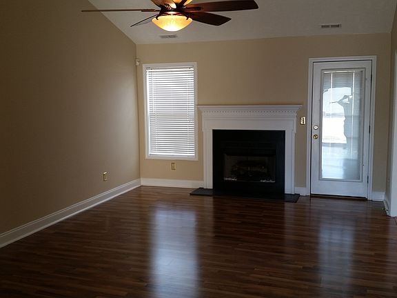 2nd image of 311 Hawthorn Dr