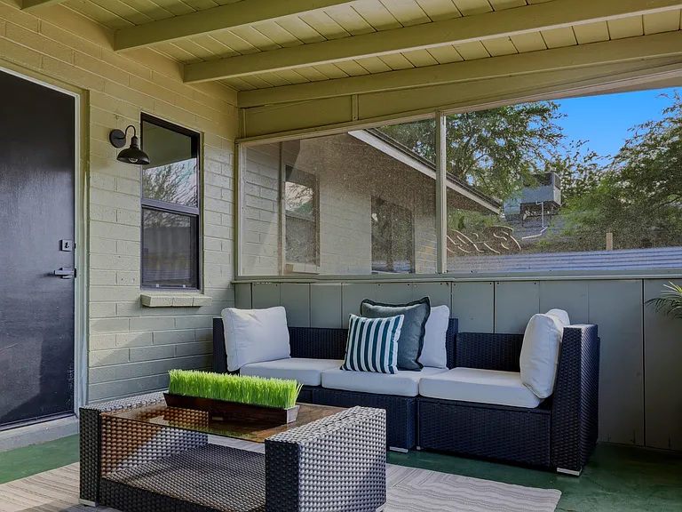 1438 E Sheridan St — Photo 28