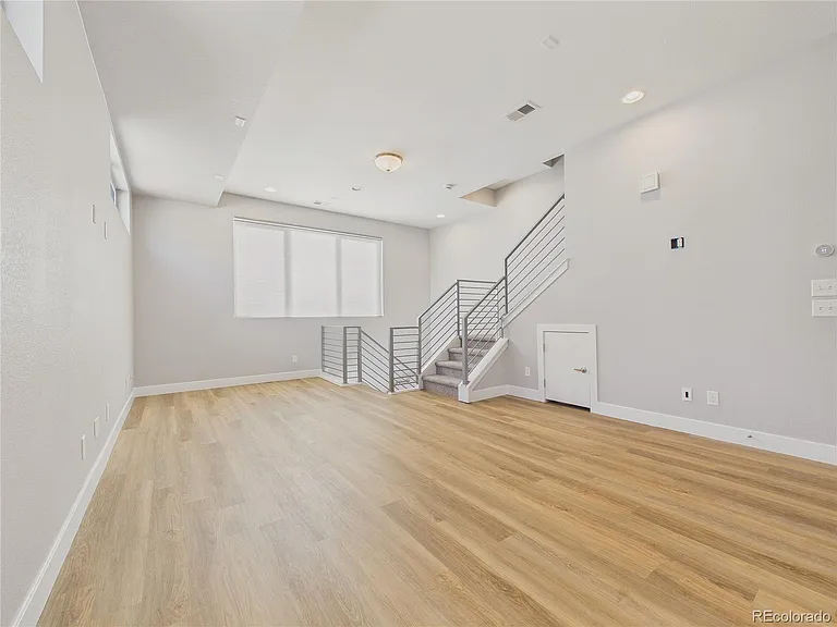 1632 Lowell Blvd #5 — Photo 12