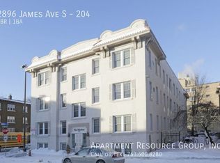2896 James Ave S APT 204, Minneapolis, MN 55408