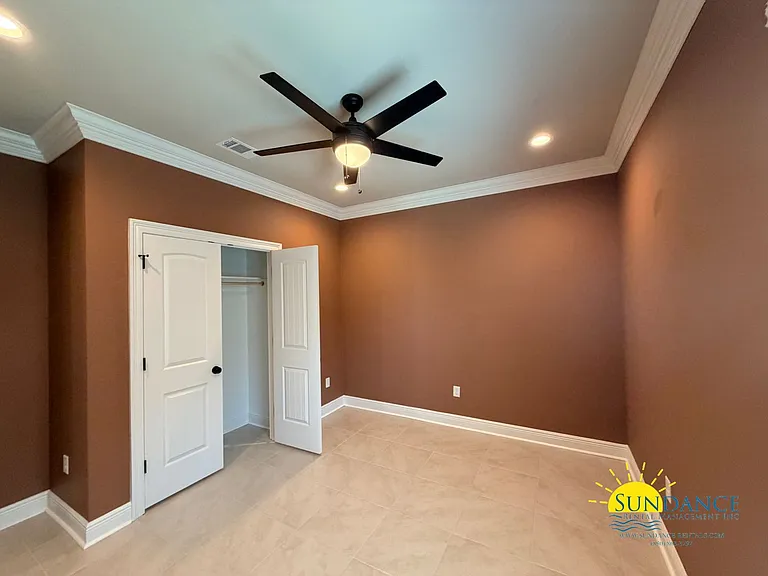 215 Hydrangea Blvd — Photo 32
