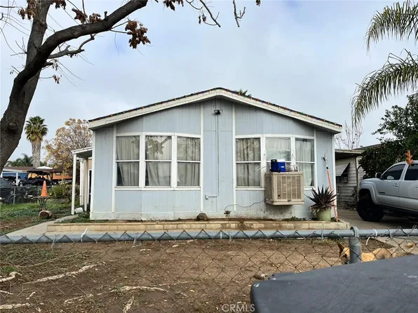 136 San Luis Dr, Perris, CA 92571