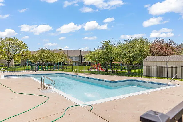 2865 Meadow Ln #2V — Photo 7