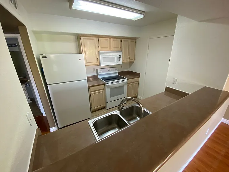 555 E Silverado Ranch Blvd #2006 — Photo 4