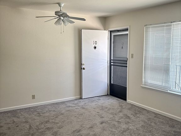 3rd image of 520 N San Mateo Dr APT 10