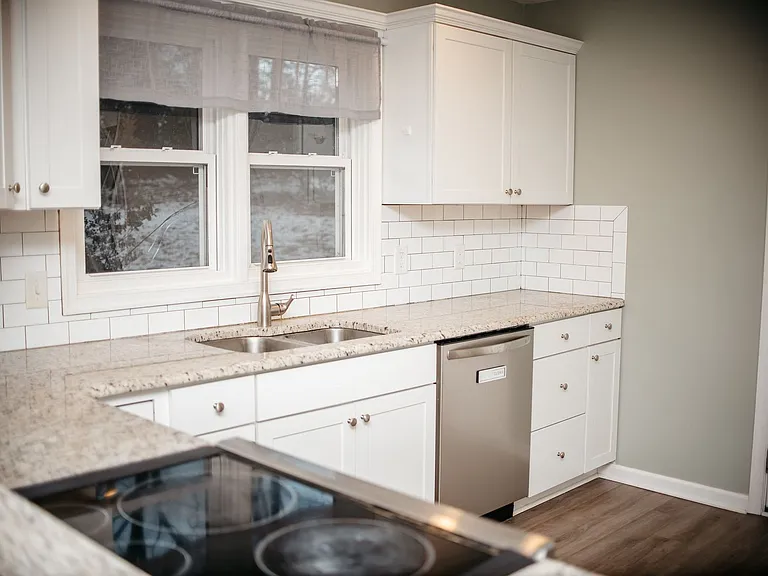 1449 Jill Dr — Photo 15