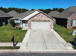 356 Long Hill Dr, Sulphur, LA 70665