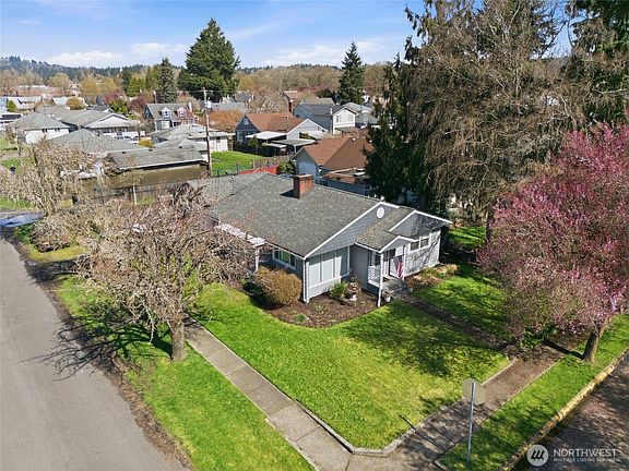 3rd image of 2748 Field St