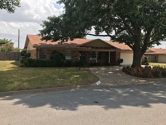 2nd image of 1031 Jan Lee Dr