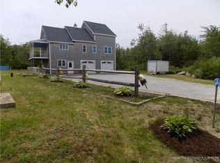 597 Spruce Head Rd, South Thomaston, ME 04858