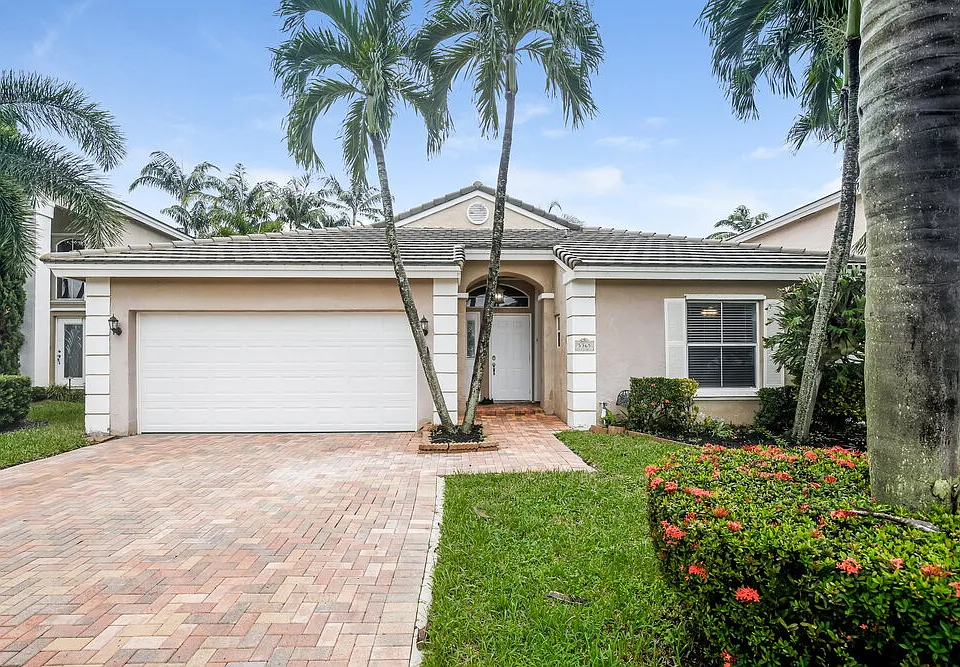 5365 NW 54th St